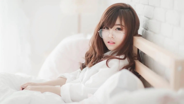 betway必威集团：初中男生室内健身